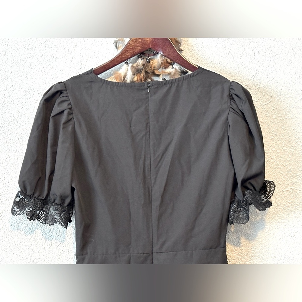 Black Lace Trim Ruffle Mini Dress Size Medium V-Neck Short Sleeve Party Dress - Picture 10 of 13